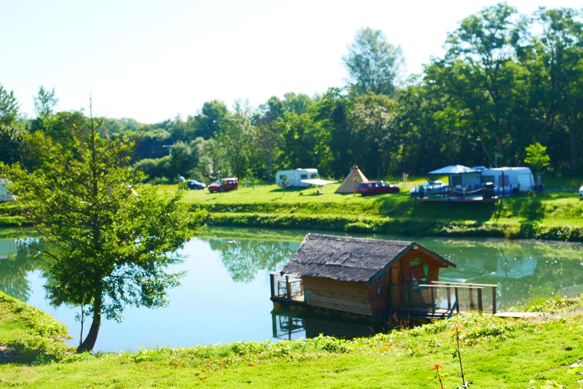 Camping Alsace Les Castors Burnhaupt-le-Haut エクステリア 写真