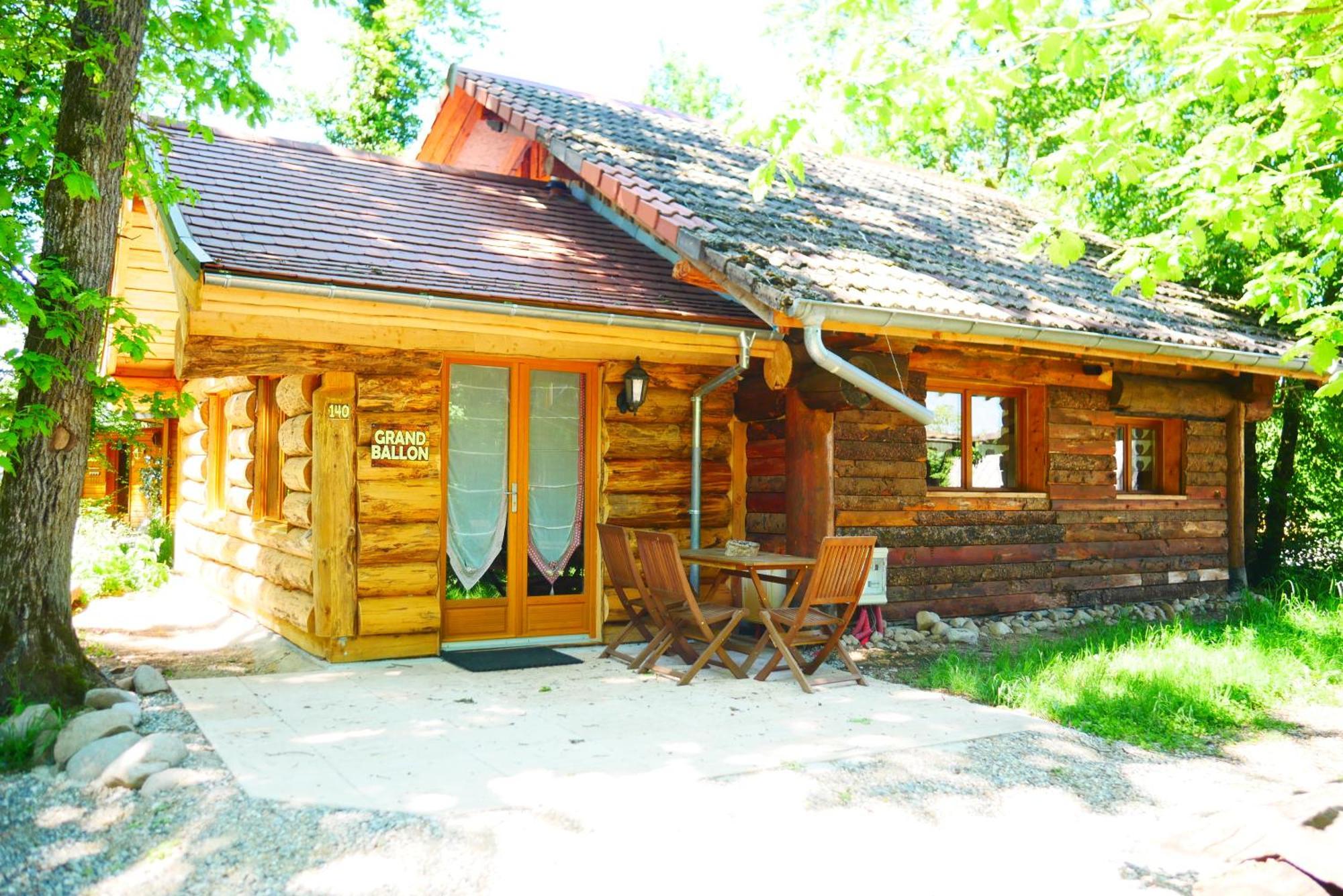Camping Alsace Les Castors Burnhaupt-le-Haut エクステリア 写真