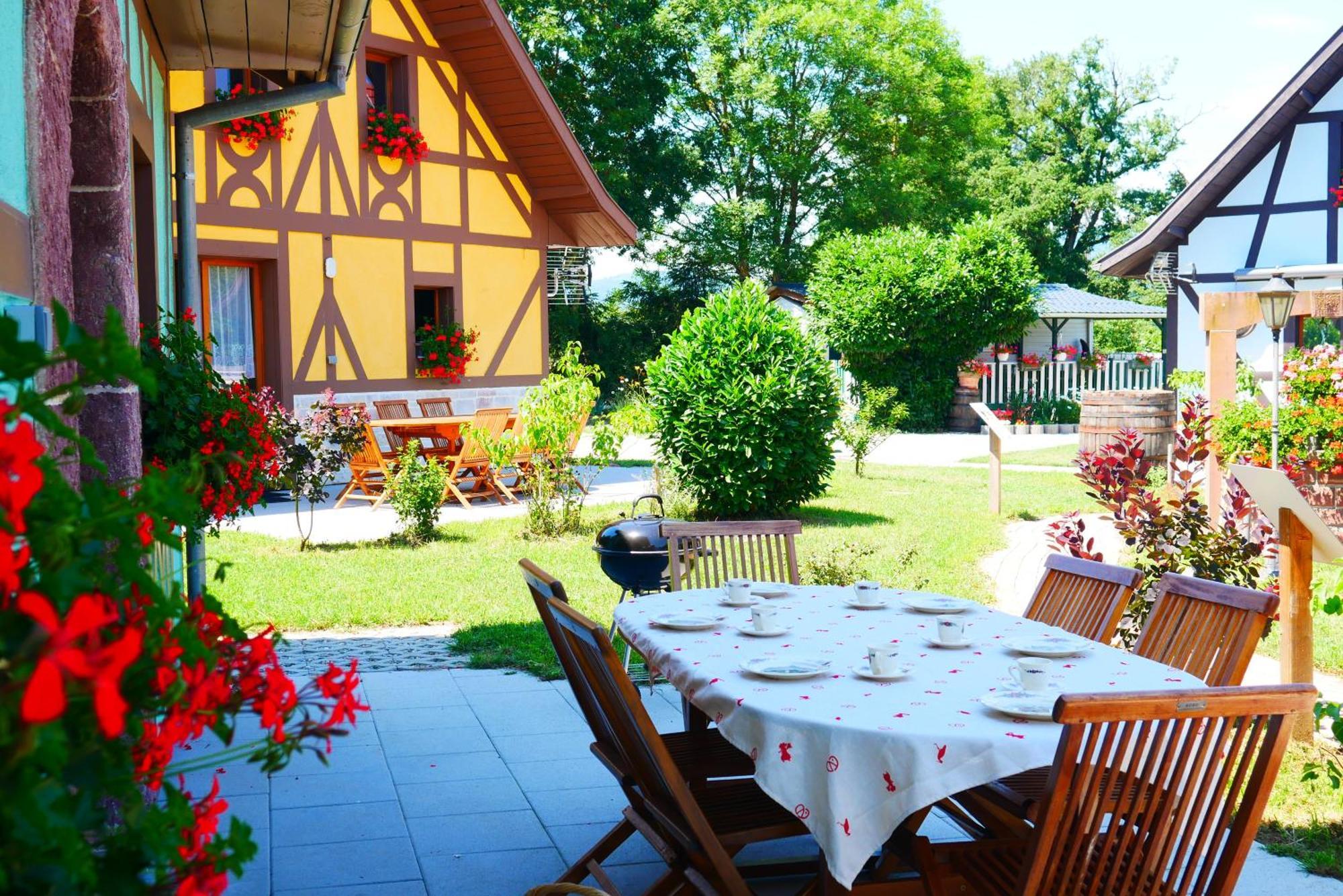 Camping Alsace Les Castors Burnhaupt-le-Haut エクステリア 写真